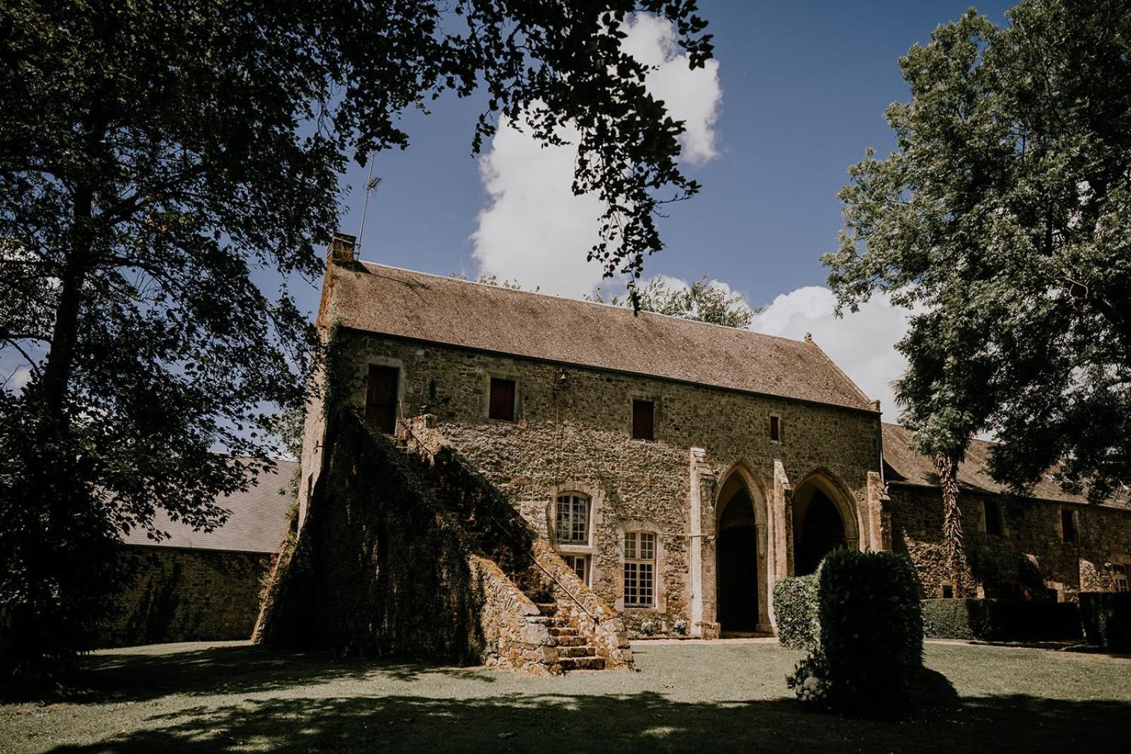 Abbaye De Blanchelande Bed & Breakfast Neufmesnil Dış mekan fotoğraf