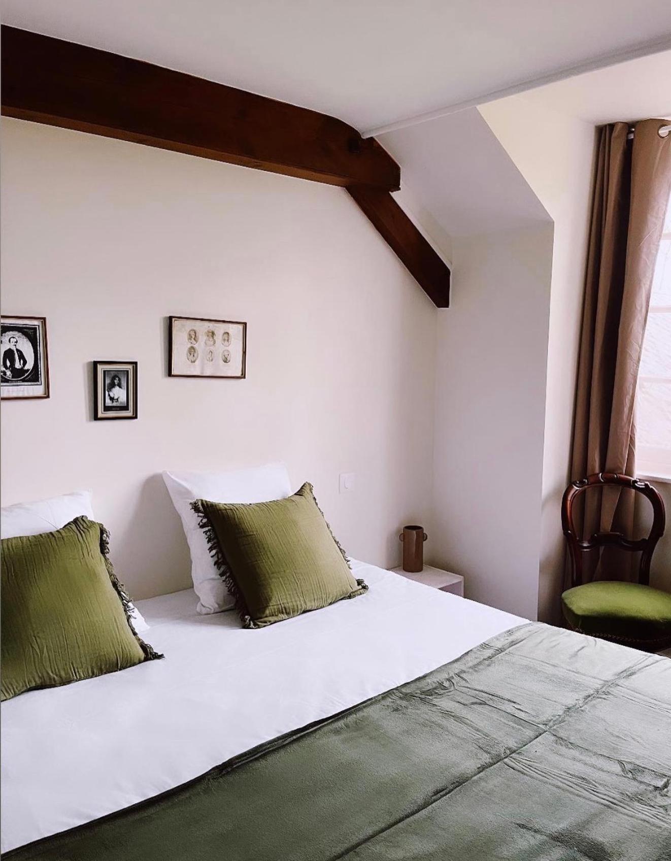Abbaye De Blanchelande Bed & Breakfast Neufmesnil Dış mekan fotoğraf