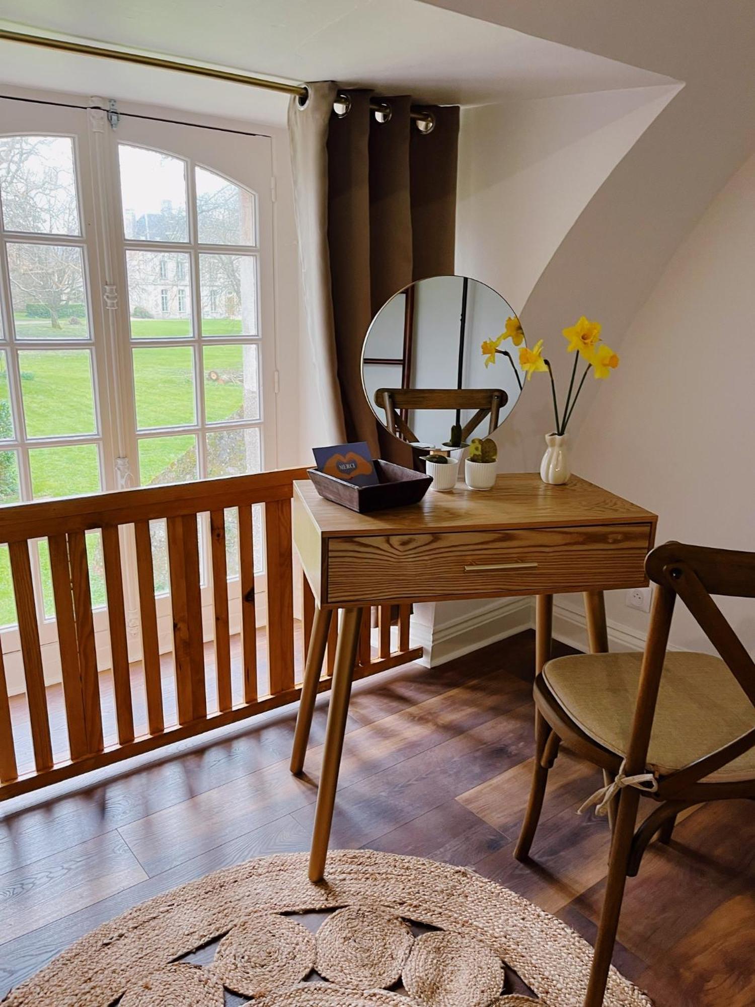 Abbaye De Blanchelande Bed & Breakfast Neufmesnil Dış mekan fotoğraf