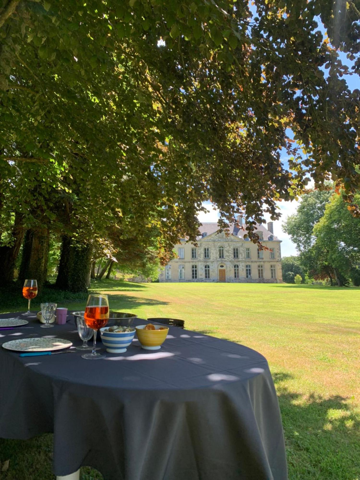 Abbaye De Blanchelande Bed & Breakfast Neufmesnil Dış mekan fotoğraf